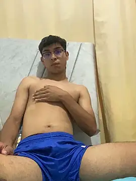Snapshot of Muchachito18 chatting on October 24, 2025, 3:58 am Muchachito18 online show from October 24, 2025, 3:58 am