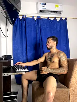 Kylian Alessandro online show from December 19, 2025, 6:20 am