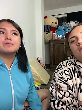 Mellani luod online show from May 12, 2026, 3:36 am