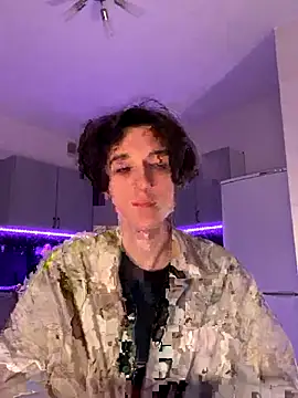 Snapshot of KristianGray chatting on October 16, 2025, 3:35 pm KristianGray online show from October 16, 2025, 3:35 pm