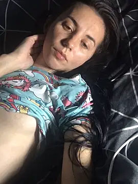 oliviya mur online show from October 15, 2025, 8:31 pm