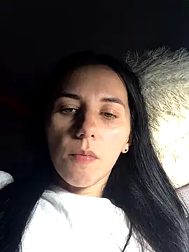 oliviya mur online show from October 25, 2025, 6:57 pm