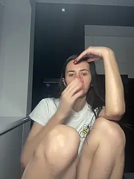 oliviya mur online show from November 24, 2025, 9:47 pm