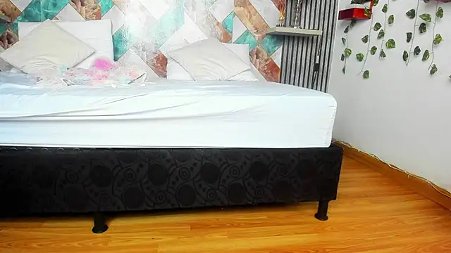 Diosadelchat online show from December 21, 2025, 7:43 pm