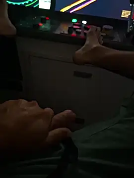 Snapshot of shainnfk chatting on December 3, 2025, 6:06 pm shainnfk online show from December 3, 2025, 6:06 pm