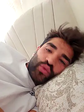 ogiday124 online show from November 2, 2025, 11:23 am