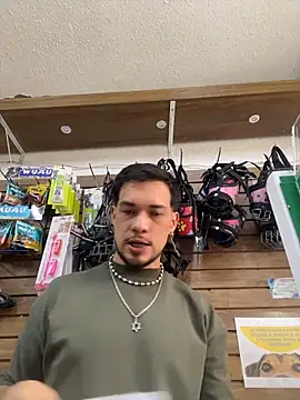 Leonardmoppet online show from February 3, 2026, 10:26 pm