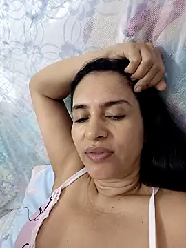 Snapshot of Selenahot23sexy chatting on October 18, 2025, 11:33 am Selenahot23sexy online show from October 18, 2025, 11:33 am