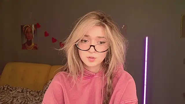 BellaSink online show from February 15, 2026, 7:51 am