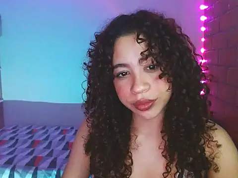 Medussa3033 online show from July 10, 2026, 5:01 am