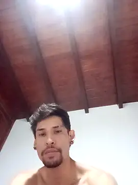 MaxHuston online show from March 17, 2026, 2:38 am