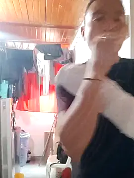 Snapshot of Rhosynn chatting on April 3, 2026, 9:46 pm Rhosynn online show from April 3, 2026, 9:46 pm