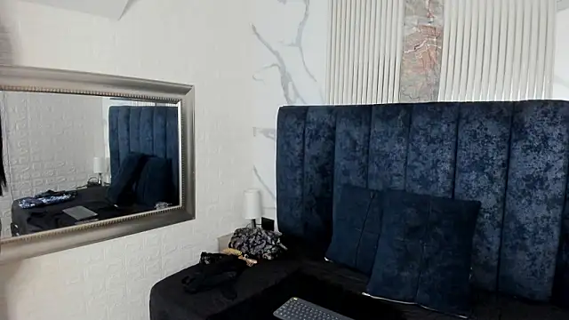 MarScarlett online show from February 5, 2026, 10:42 am