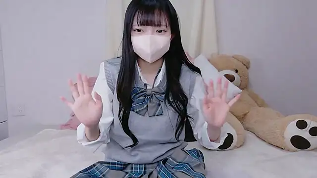 Snapshot of Mirai_oO16Oo chatting on October 22, 2025, 7:41 am Mirai oO16Oo online show from October 22, 2025, 7:41 am