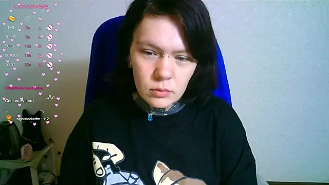 Snapshot of The_ICE_OWL chatting on October 26, 2025, 9:04 am The ICE OWL online show from October 26, 2025, 9:04 am