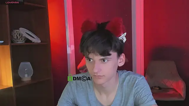 jordi ser online show from November 19, 2025, 1:27 am