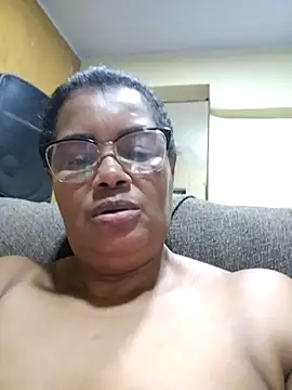 Pessoa54 online show from November 19, 2025, 12:43 am