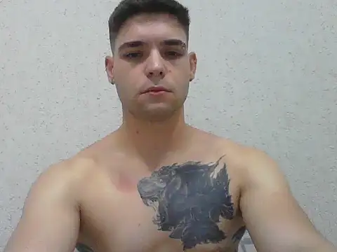 Zure-xxx online show from March 5, 2026, 11:45 pm