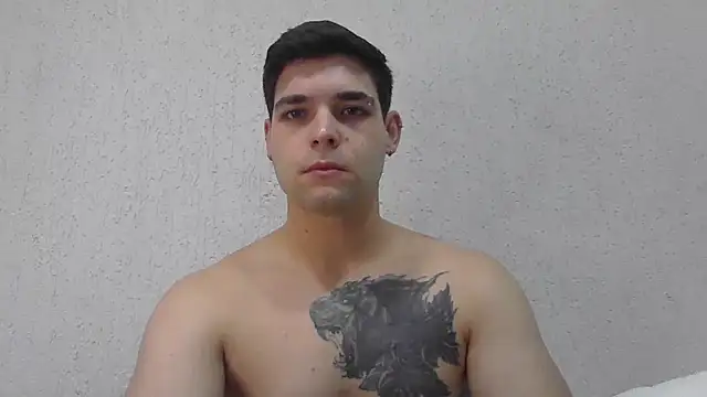 Snapshot of Zure-xxx chatting on June 11, 2026, 12:08 am Zure-xxx online show from June 11, 2026, 12:08 am
