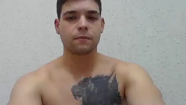 Snapshot of Zure-xxx chatting on July 11, 2026, 4:26 am Zure-xxx online show from July 11, 2026, 4:26 am