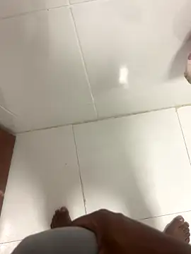 negaosx online show from October 15, 2025, 5:57 pm