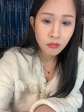 littlesluttycat online show from November 20, 2025, 4:40 pm