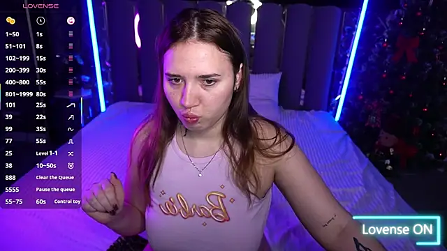 AmiraChase online show from December 22, 2025, 1:41 pm