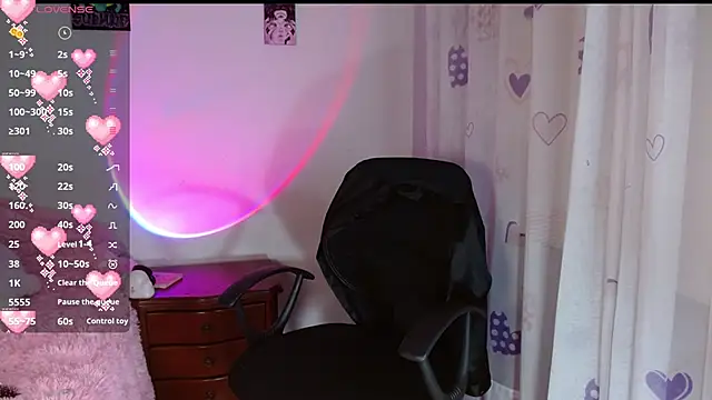 KittyJane online show from December 3, 2025, 7:34 pm