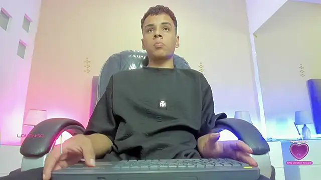 Xavier Fox    online show from March 22, 2026, 2:20 pm