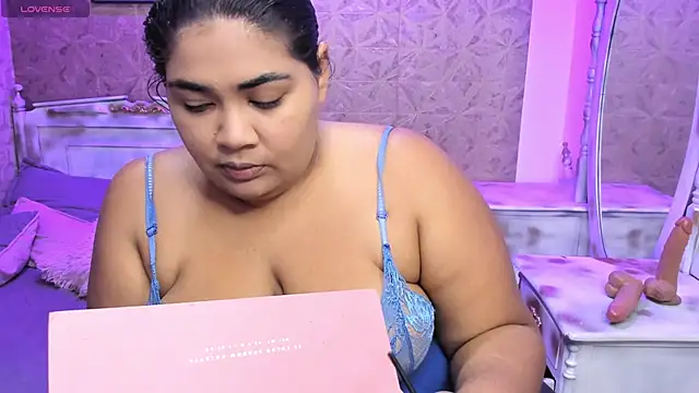 Sara clk online show from May 10, 2026, 7:52 pm