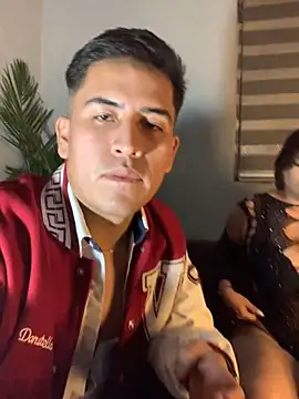 scarlett  roguer online show from October 16, 2025, 3:51 am