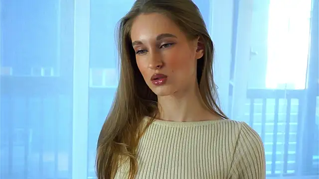 Snapshot of ManieRolfson chatting on October 17, 2025, 7:55 am ManieRolfson online show from October 17, 2025, 7:55 am