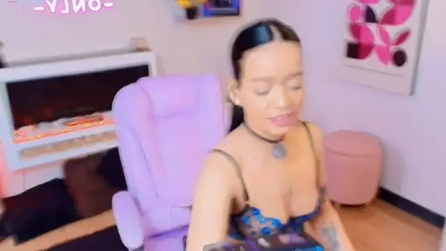 Snapshot of Miss_koko_ chatting on July 25, 2026, 3:26 am Miss koko online show from July 25, 2026, 3:26 am