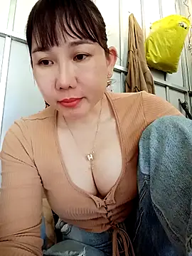 Ana-love2025 online show from December 21, 2025, 2:41 am