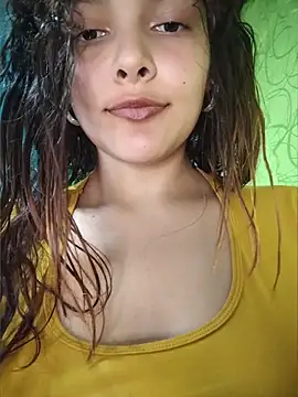 Snapshot of _Sofii_01 chatting on April 15, 2026, 7:58 pm Sofii 01 online show from April 15, 2026, 7:58 pm