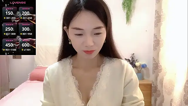 Keke-Baby170 online show from November 27, 2025, 6:15 am