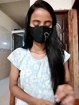 Snapshot of Ratri-Biswas chatting on November 22, 2025, 4:33 am Ratri-Biswas online show from November 22, 2025, 4:33 am