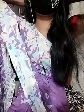 Snapshot of Ratri-Biswas chatting on December 18, 2025, 12:00 pm Ratri-Biswas online show from December 18, 2025, 12:00 pm