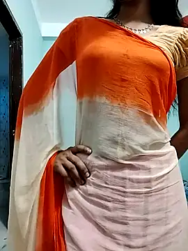 Snapshot of Ratri-Biswas chatting on April 5, 2026, 5:59 am Ratri-Biswas online show from April 5, 2026, 5:59 am