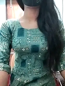 Snapshot of Ratri-Biswas chatting on April 28, 2026, 3:06 pm Ratri-Biswas online show from April 28, 2026, 3:06 pm