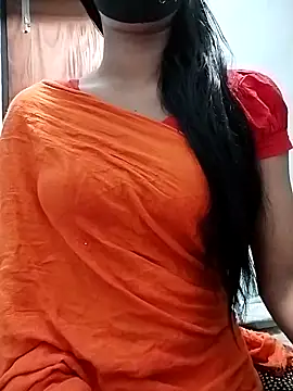 Snapshot of Ratri-Biswas chatting on May 4, 2026, 4:14 pm Ratri-Biswas online show from May 4, 2026, 4:14 pm