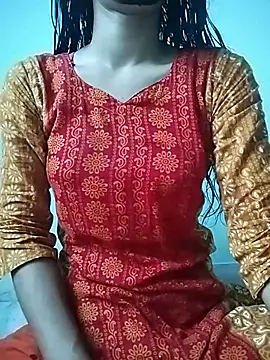 Snapshot of Ratri-Biswas chatting on May 15, 2026, 4:52 am Ratri-Biswas online show from May 15, 2026, 4:52 am