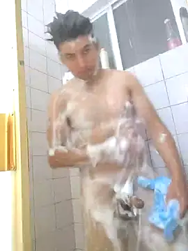 Carlosvelaz561162 online show from May 26, 2026, 7:04 am
