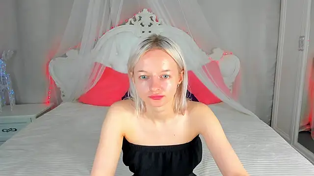 AlessaKiss online show from June 27, 2026, 1:32 am