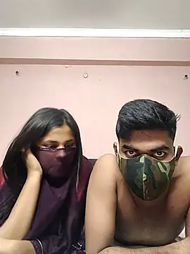 Snapshot of Nikita_G chatting on October 17, 2025, 10:07 am Nikita G online show from October 17, 2025, 10:07 am