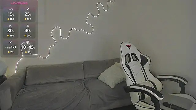 Snapshot of bella_xx__ chatting on March 11, 2026, 3:34 am bella xx online show from March 11, 2026, 3:34 am