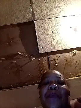 boobsqueenxo online show from January 8, 2026, 7:49 pm