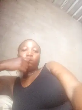 Bretbooty23 online show from January 6, 2026, 1:26 pm