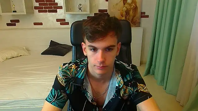 BradyFlint online show from November 4, 2025, 5:28 am