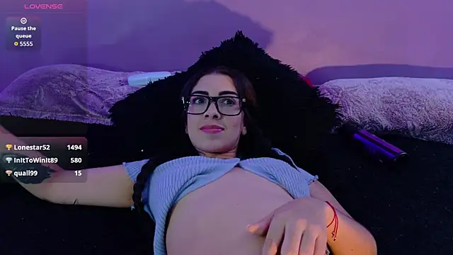 Snapshot of Mariam_cuttee chatting on March 27, 2026, 8:26 am Mariam cuttee online show from March 27, 2026, 8:26 am
